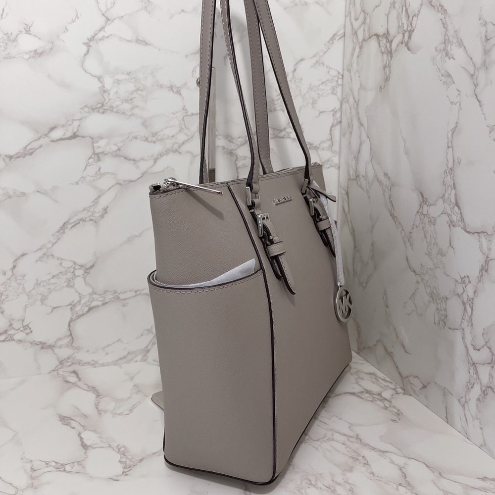 Michael Kors Charlotte Large Top Zip Tote set - Picture 3 of 15